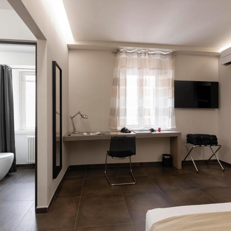 The Point Suites Rome - Guest House - Camera Matrimoniale Superior - 7