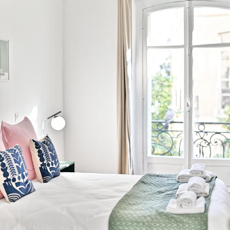 Appartement parisien spacieux #Marais #Rivoli - Appartement 3 Chambres - 45