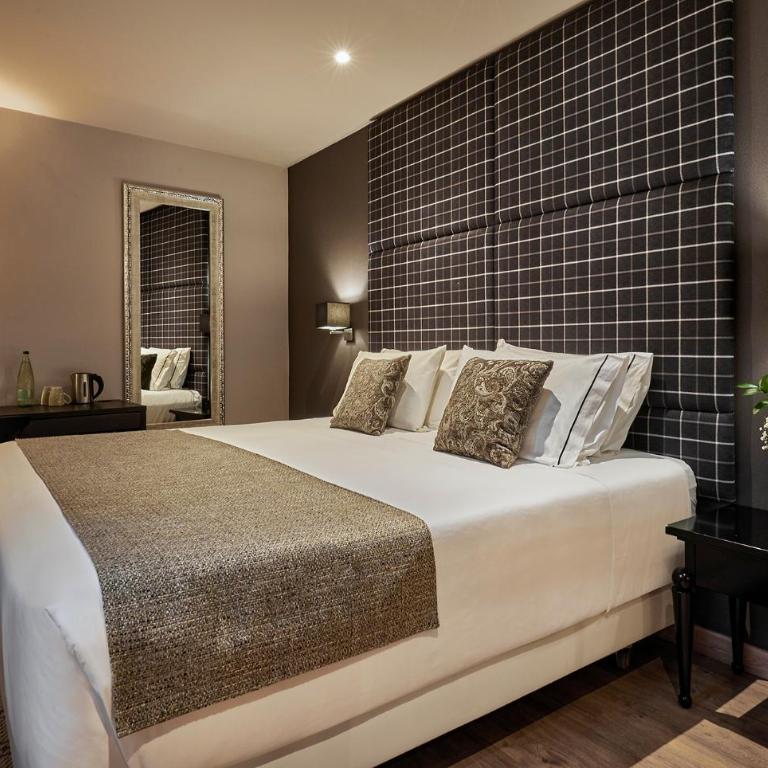 Hesperia Barcelona Barri Gòtic - Comfort Double Room - 6