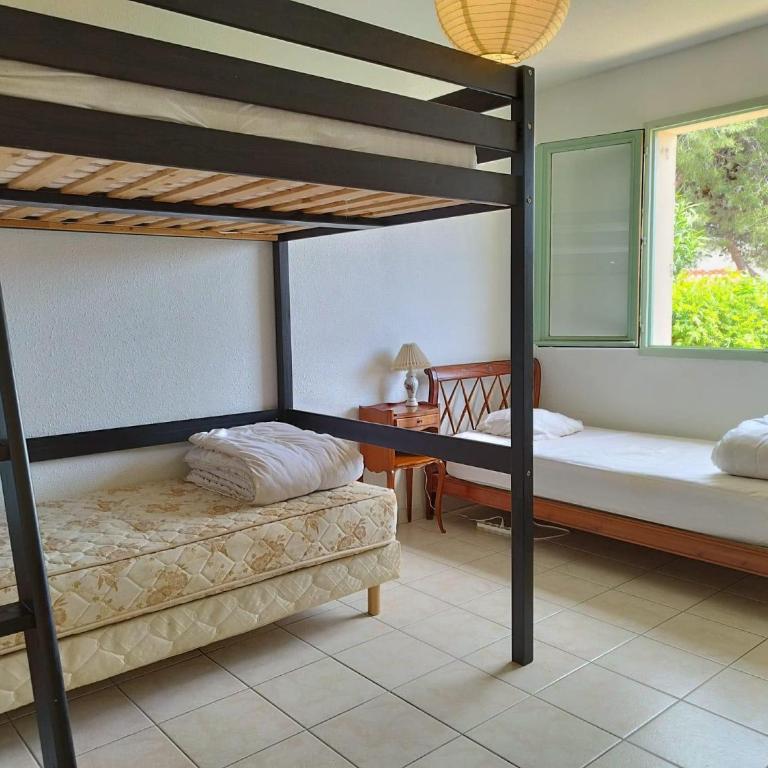Superbe maison avec piscine privee St Cyprien - Vacation Home - 5