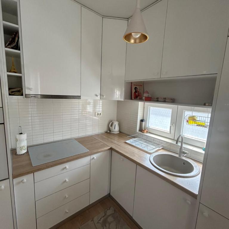 Ana’s 2 bedrooms lovely flat - Apartman sa 2 Spavaće Sobe - 13