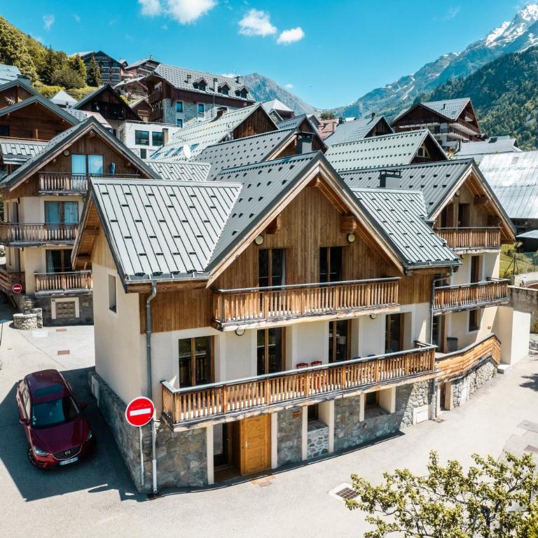 Large private chalet in Vaujany - Chalet - 53