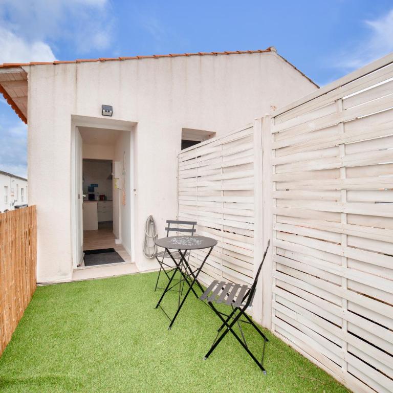 180m de la plage, quartier animé studio 2 personnes - Studio - 18