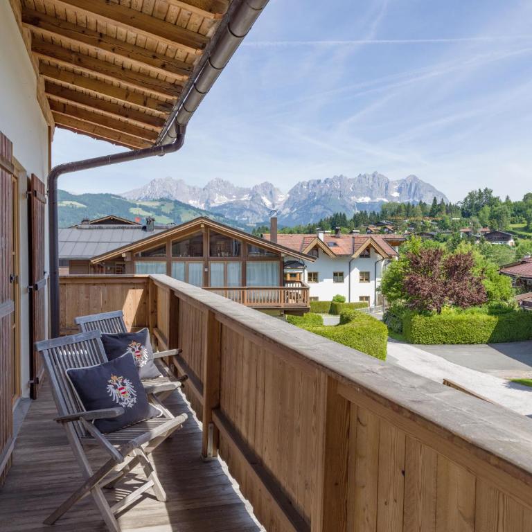 Landhaus Kitzhorn Appartement Hahnenkamm - by NV-Appartements - Apartamento con vistas a las montañas - 14