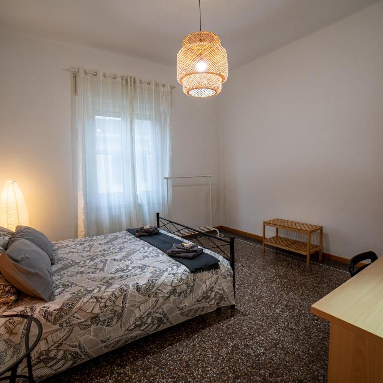 Di là d'Arno, climatizzato a due passi dal centro! - Three-Bedroom Apartment - 16
