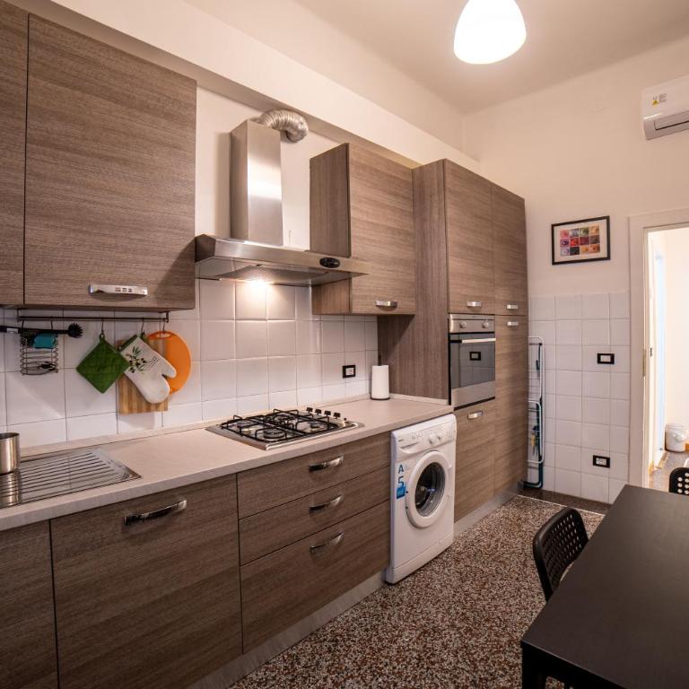 Di là d'Arno, climatizzato a due passi dal centro! - Three-Bedroom Apartment - 22