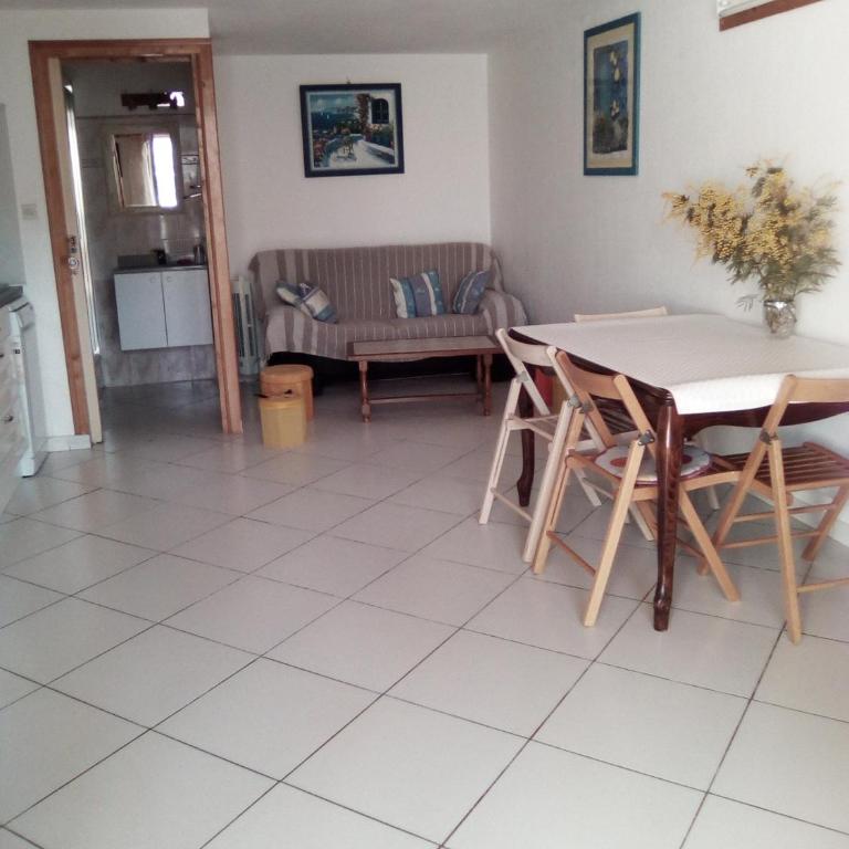maison pour vacance a la mer climatise - Maison 2 Chambres - 4