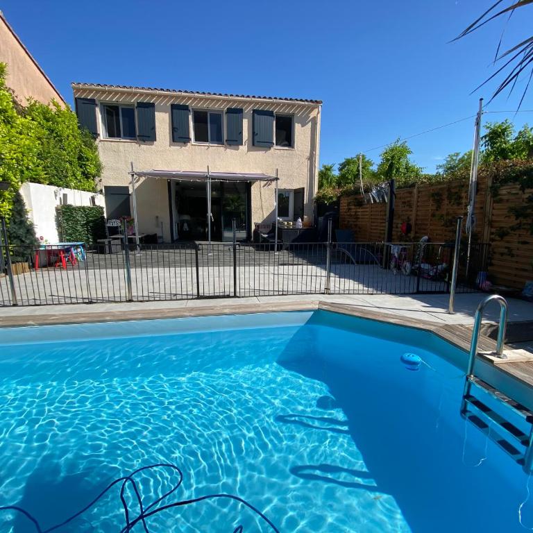 villa contemporaine avec piscine privée - Casa de 3 dormitorios - 3