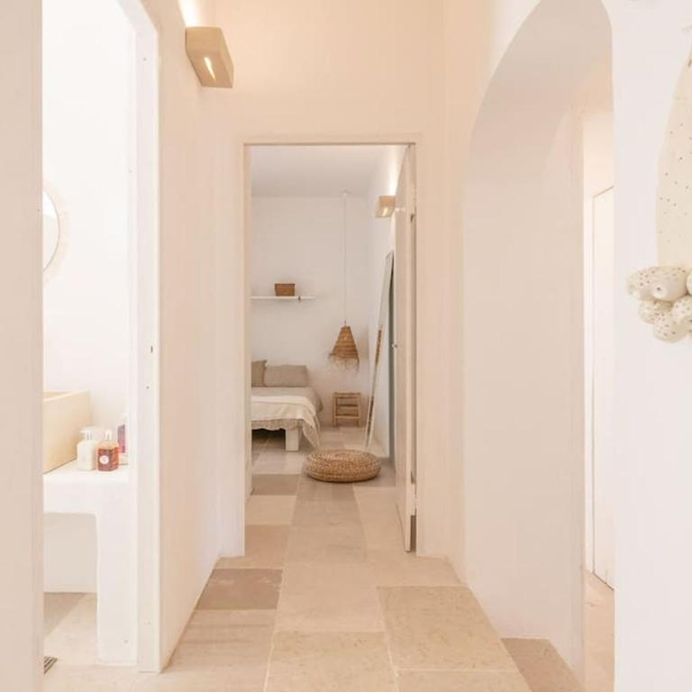 Villa La Selva By Raro Villas - Three-Bedroom Villa - 54