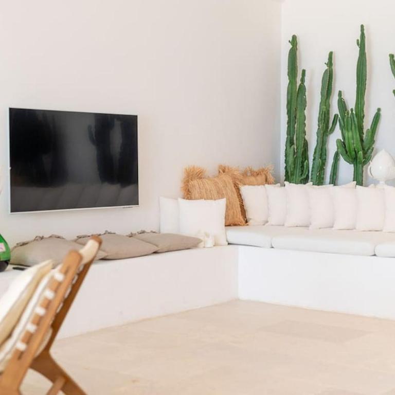 Villa La Selva By Raro Villas - Three-Bedroom Villa - 61