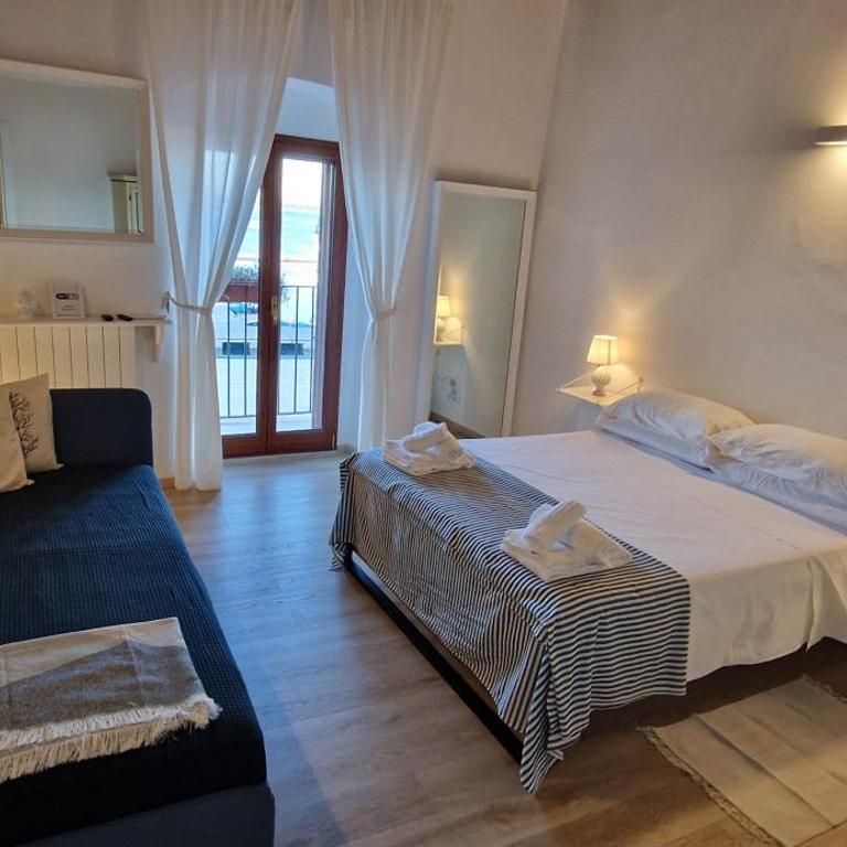 Il Palazzino - Seaview Apartments - Deluxe Suite with Sea View - 9