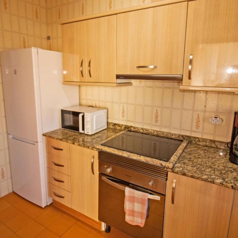 Apartamento con WiFi a 50 metros del Cargador ALBERT VILLAS - Apartamento con terraza - 14