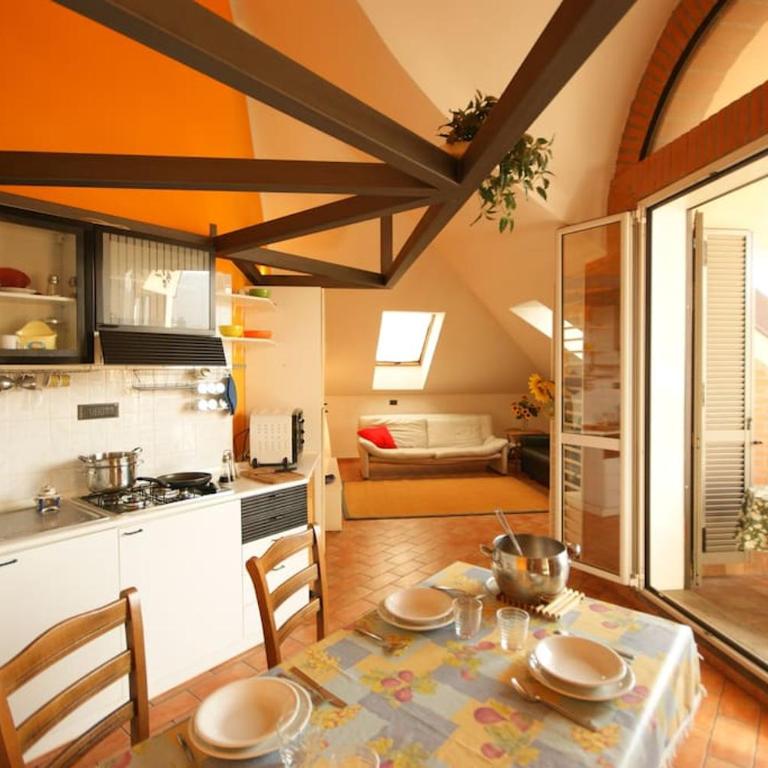 Sinfonia Mimosa central 2-room-flat - Appartamento con 1 Camera da Letto - 1