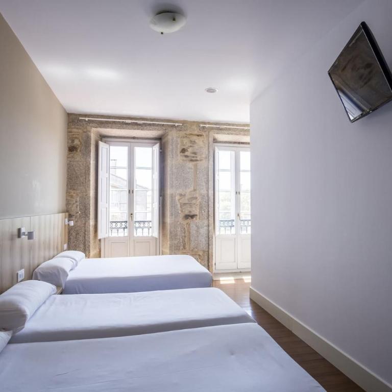Alda Avenida - Triple Room - 1