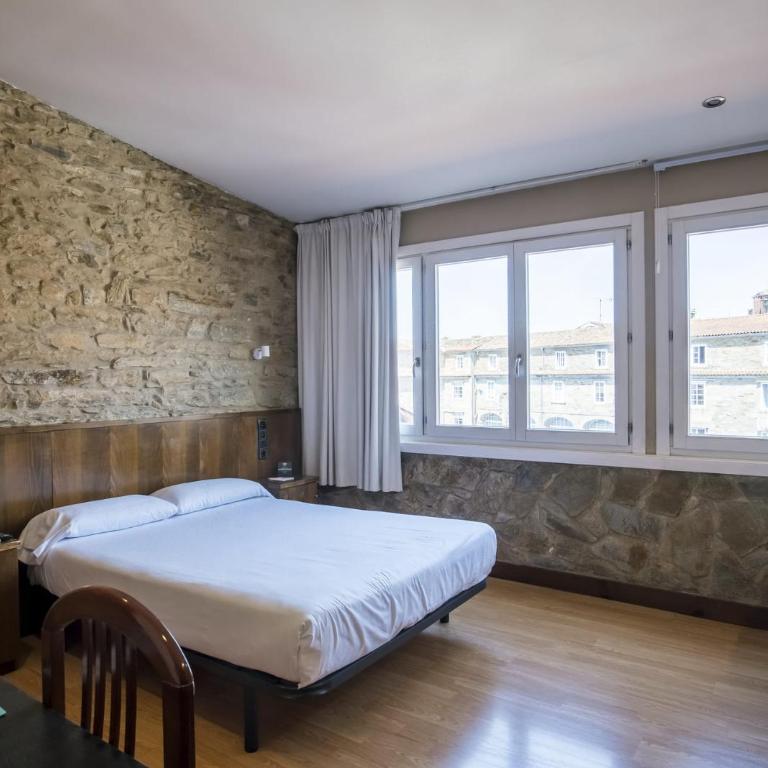 Alda Avenida - Superior Family Room - 13