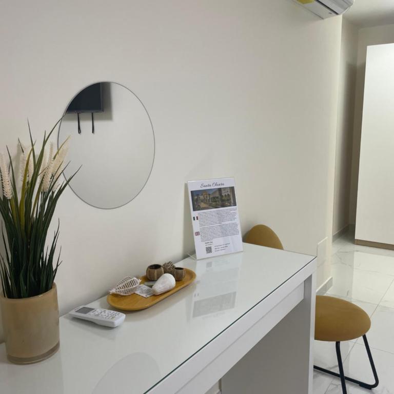 Napoli a Piignatelli - Camera Matrimoniale con Bagno Privato - 6