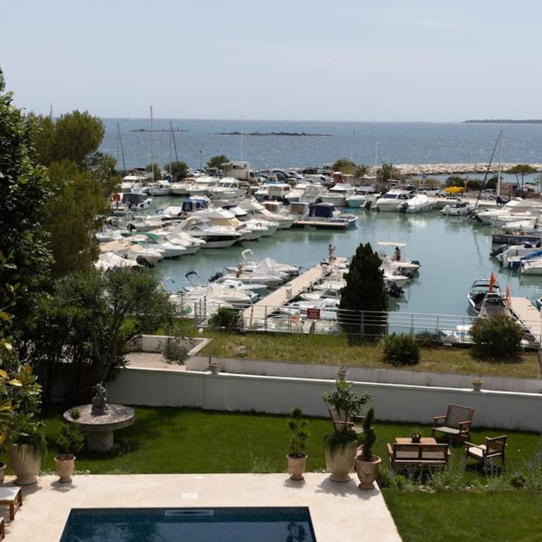 Beach front Villa Cap D'Antibes - Villa - Vue sur Mer - 18