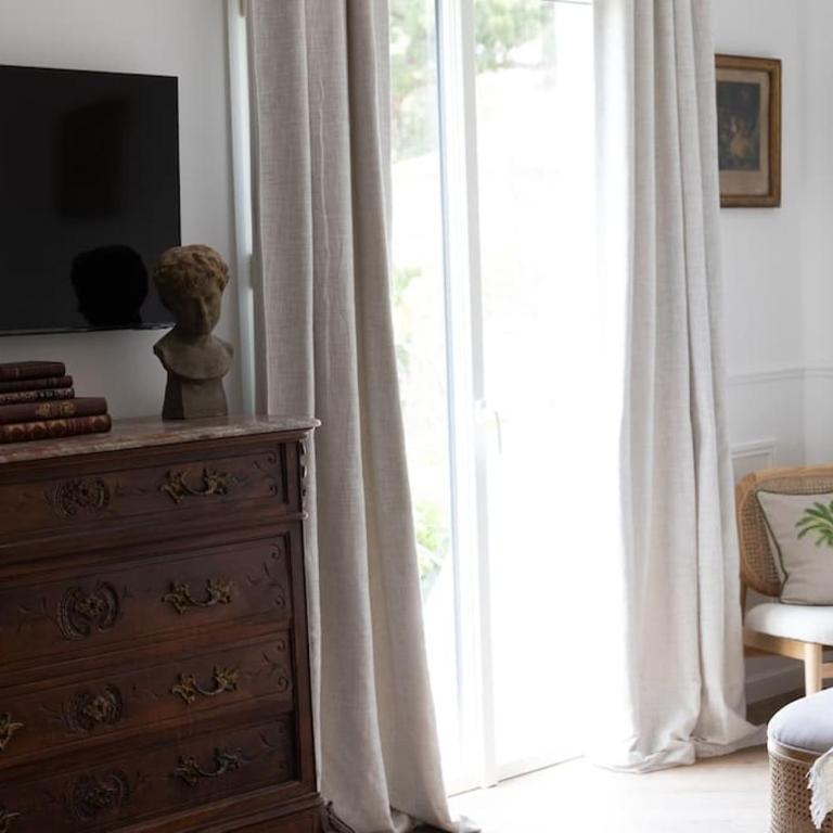 Beach front Villa Cap D'Antibes - Villa - Vue sur Mer - 52
