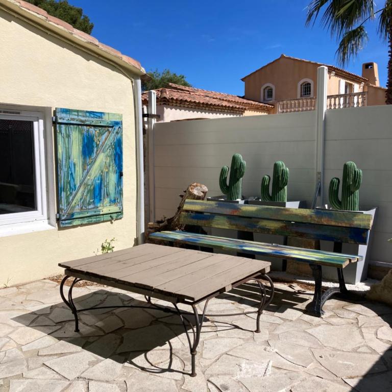 Maisonnette avec terrasse et patio à Cassis - Maison 2 Chambres - 12