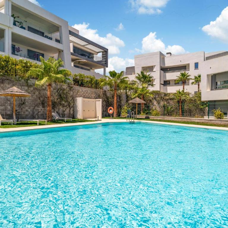 Cozy Apartment In Estepona - Apartamento de 2 dormitorios - 2