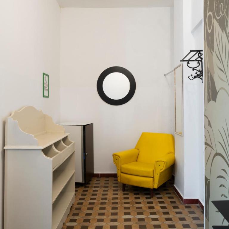 Home Youth Hostel by Feetup Hostels - Twin Room - 13
