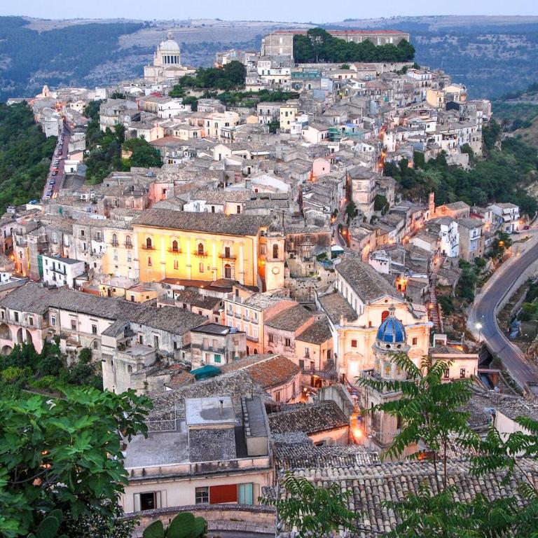 2 Bedroom Stunning Apartment In Ragusa - Appartamento con 2 Camere da Letto - 13
