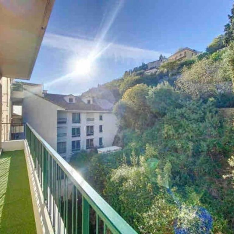 Superbe T2 dans Nice avec balcon et parking - Appartement 1 Chambre - 10