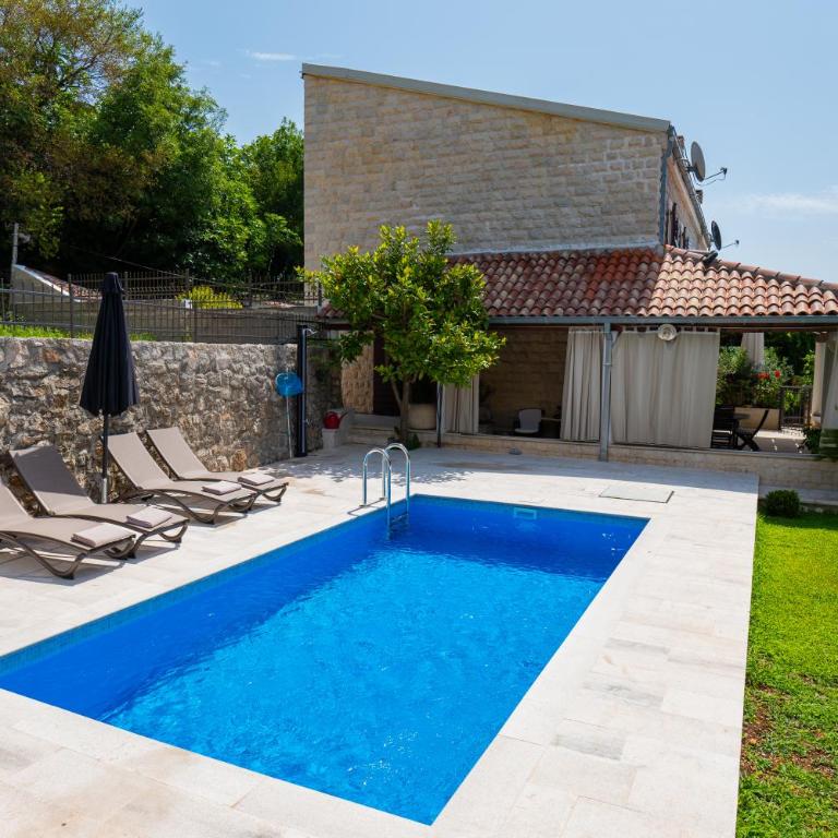 Villa Brda - Two-Bedroom Villa - 18