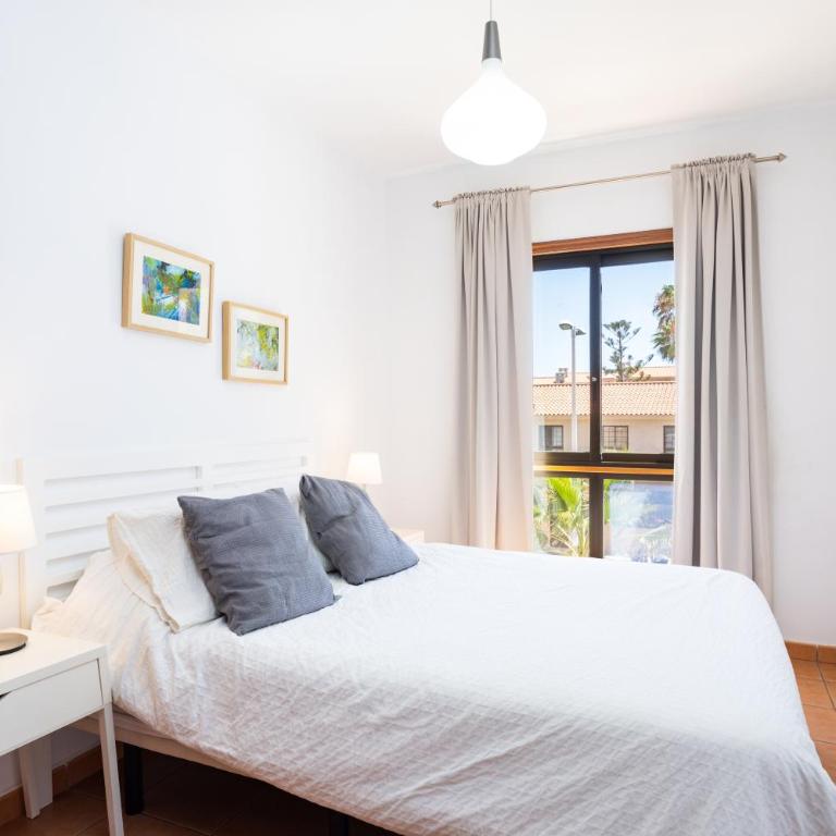 Home2Book Sunny Getaway, El Médano Terrace & Pool - Apartamento de 1 dormitorio - 2