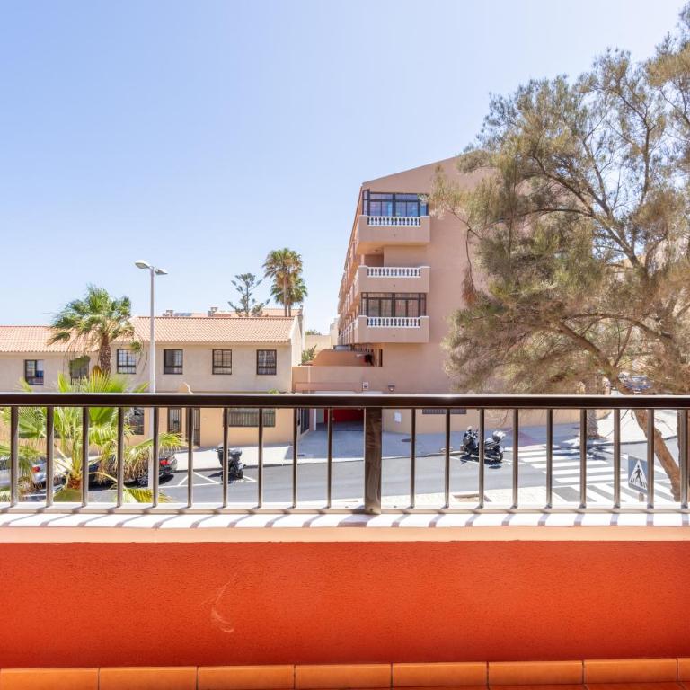Home2Book Sunny Getaway, El Médano Terrace & Pool - Apartamento de 1 dormitorio - 19