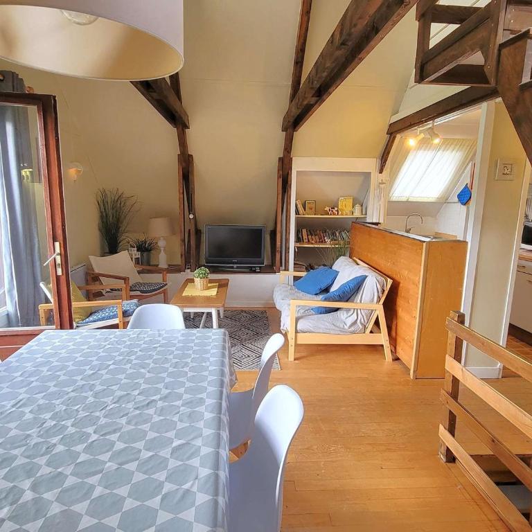 Chalet lumineux à Saint-Michel-de-Chaillol, 7 pers, balcon sud - FR-1-393-148 - Chalet (7 Adultes) - 1
