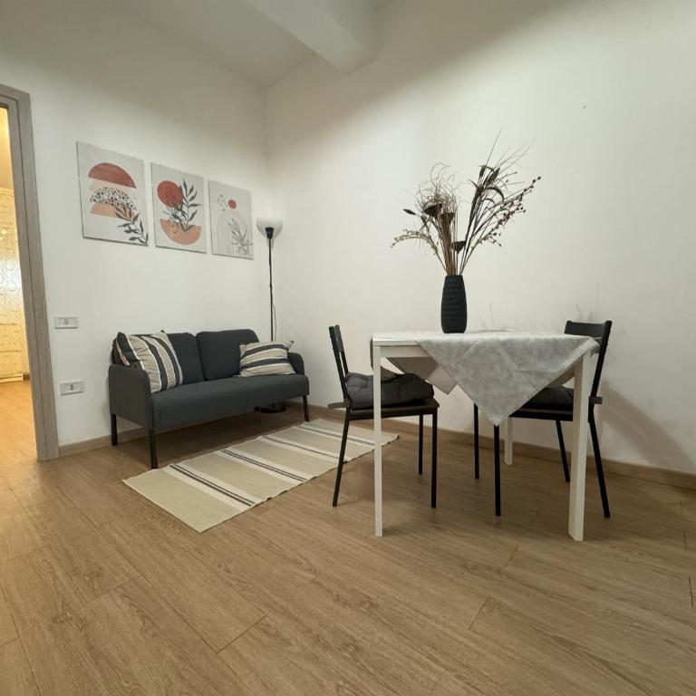 Tiziano's House - Parco Marconi - One-Bedroom Apartment - 5