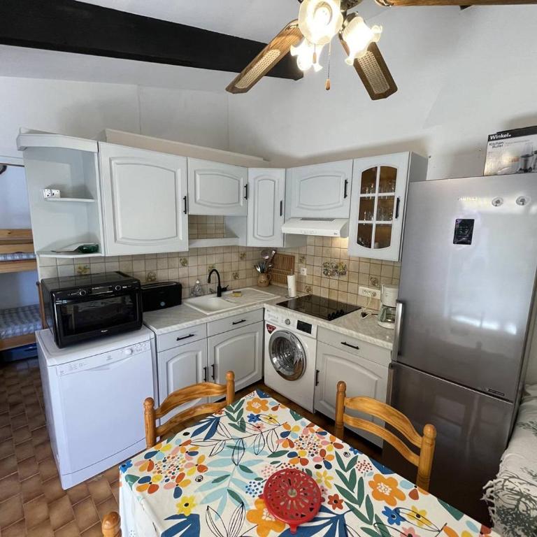Charmant Pavillon T2 Cabine, 6 Couchages, Cour Privée, Piscine, Parking, Proche Plage - St Cyprien - FR-1-106-34 - Villa - 10