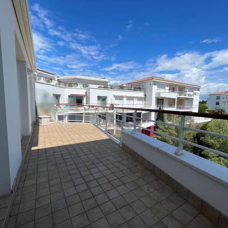 Appartement lumineux et spacieux avec terrasses et ascenseur en centre-ville de Royan - FR-1-494-182 - Apartamento - 11