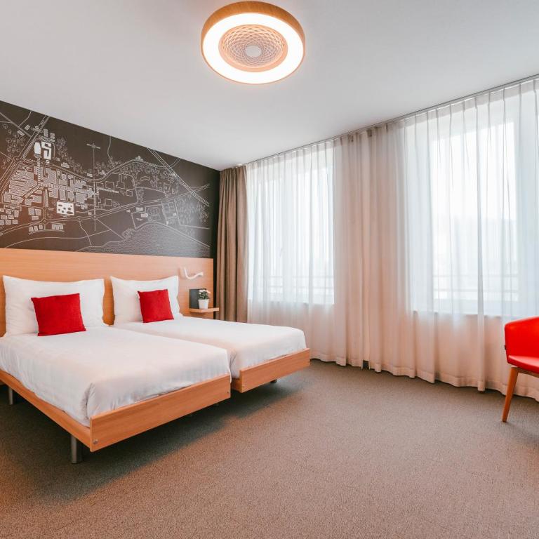 SwissTech Hotel - Chambre Double ou Lits Jumeaux Standard - 2