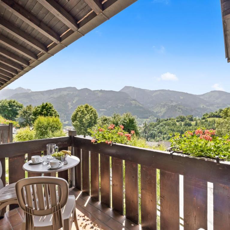 Residence Lagorai - One-Bedroom Apartment with Balcony and Mountain View (4 People) - 1