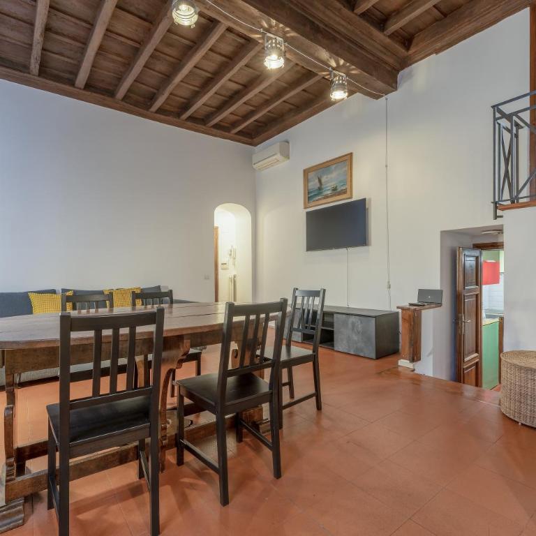 Ciambella Arch Apartment for 6 people @Largo Argentina - Two-Bedroom Apartment - 10