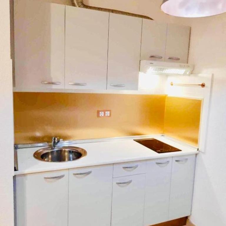 Golden Wave 3 - One-Bedroom Apartment - 3