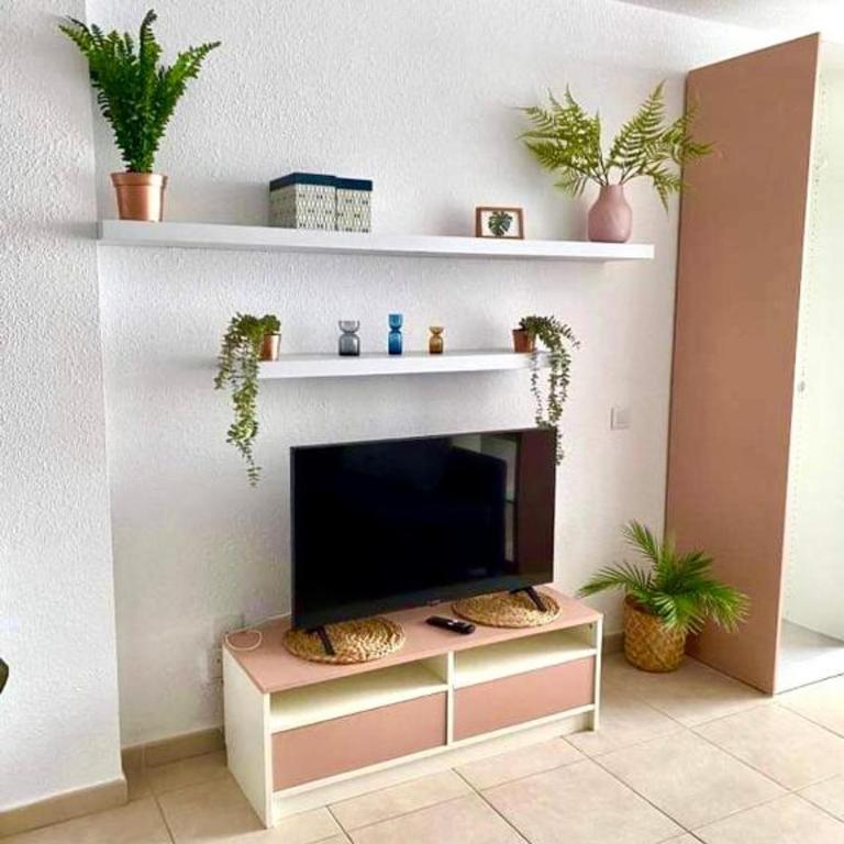 Golden Wave 3 - One-Bedroom Apartment - 5