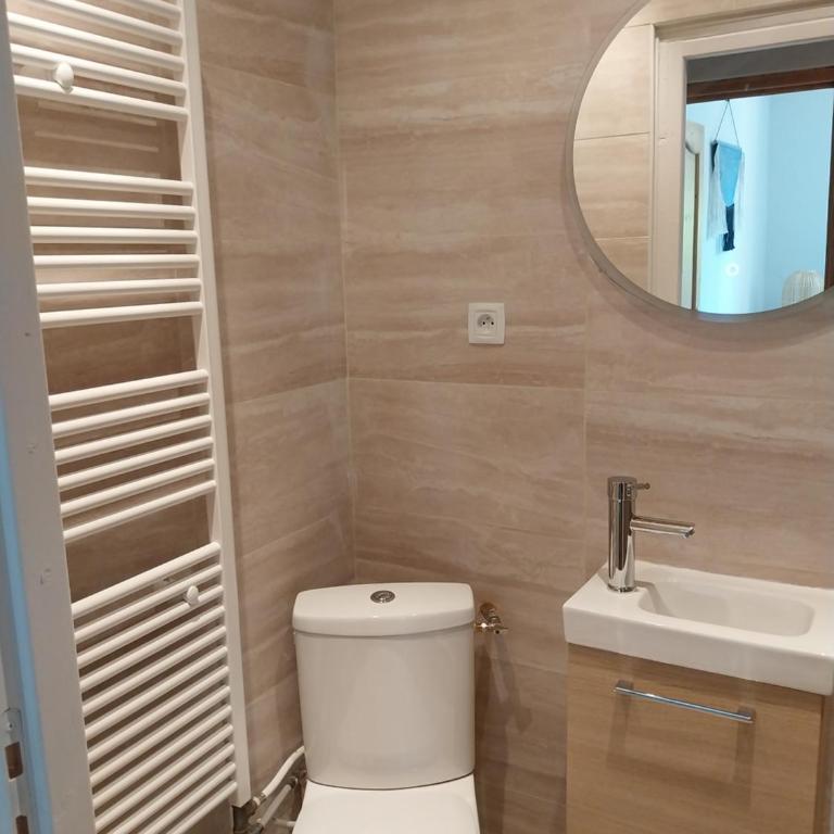 Le Nid Secret avec Parking privé gratuit à 5 min à pied de la plage - Appartement 1 Chambre - 20