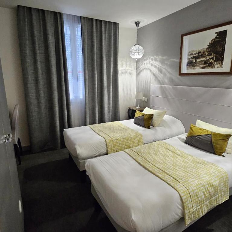 Brit Hotel Acacias - Chambre Double avec 2 Lits Simples (14 m²) - 1