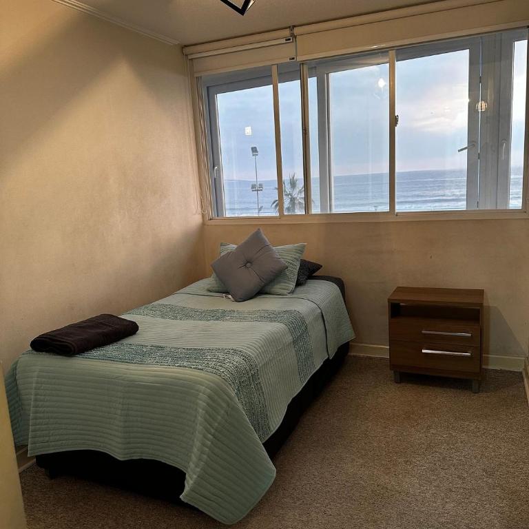 Amplio y Cómodo departamento en Playa Brava - Three-Bedroom Apartment - 11