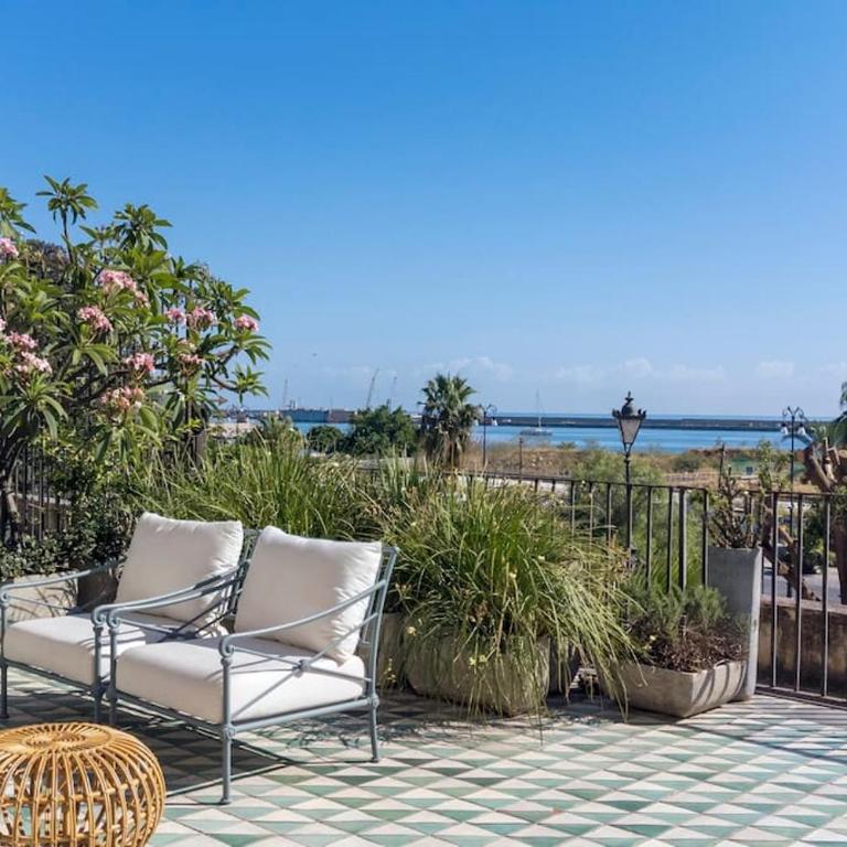 Trinacria Luxury Suite - Three-Bedroom House - 21