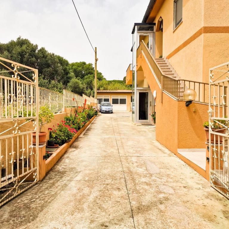 ViCo House 1 - Appartamento con 1 Camera da Letto - 2