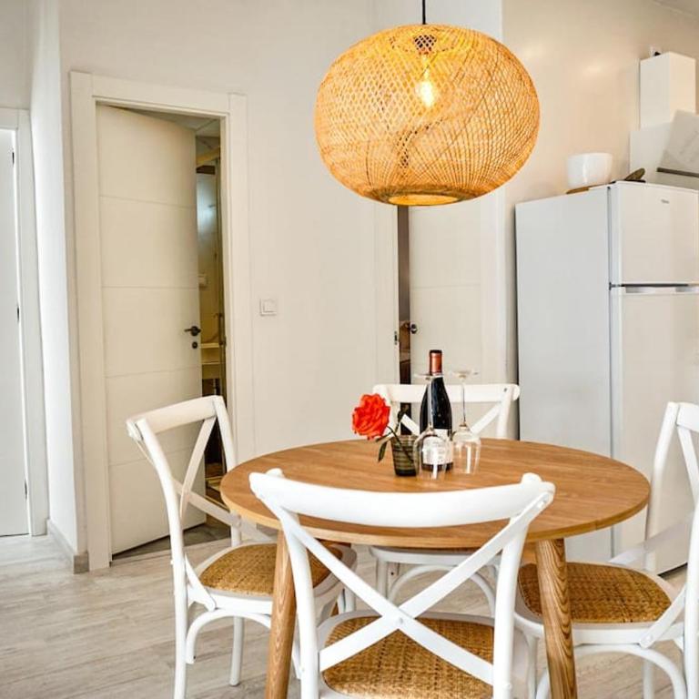 Encantador y Luminoso - Apartamento en Málaga Centro - Apartamento de 2 dormitorios - 4
