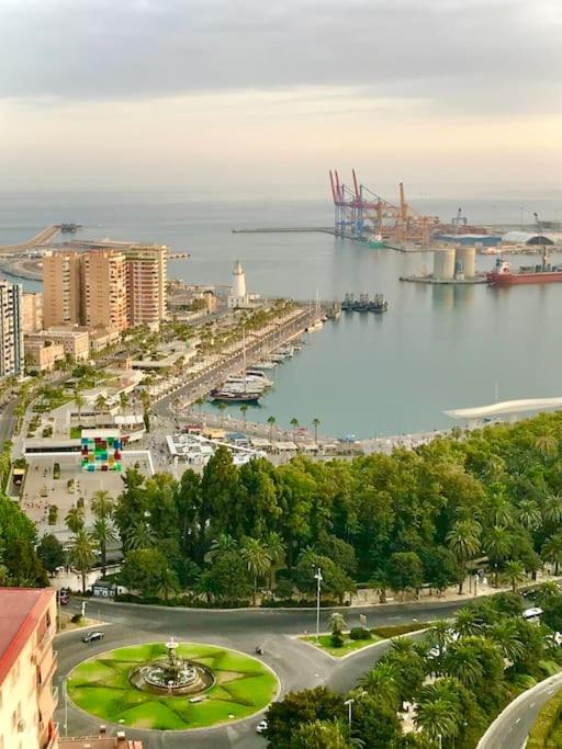 Encantador y Luminoso - Apartamento en Málaga Centro - Apartamento de 2 dormitorios - 29