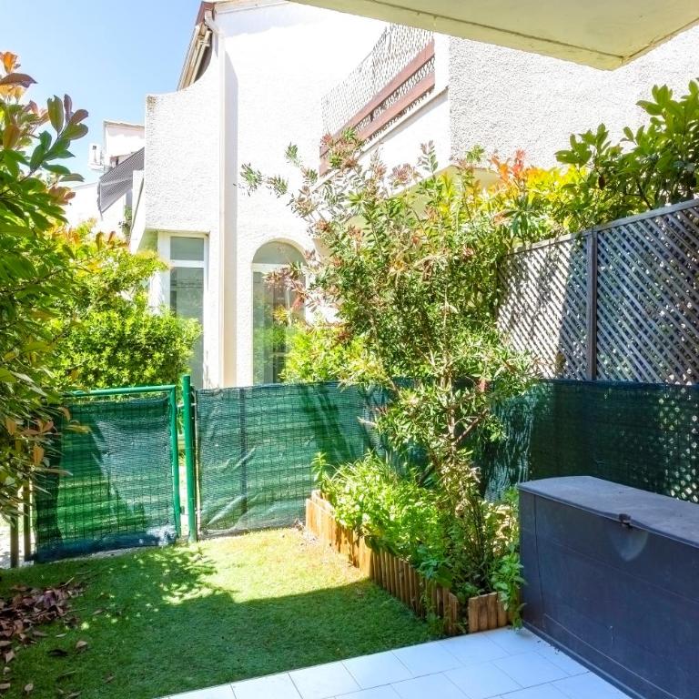 Villa 40m2 cosy avec piscine, clim, parking privé - Two-Bedroom House - 4