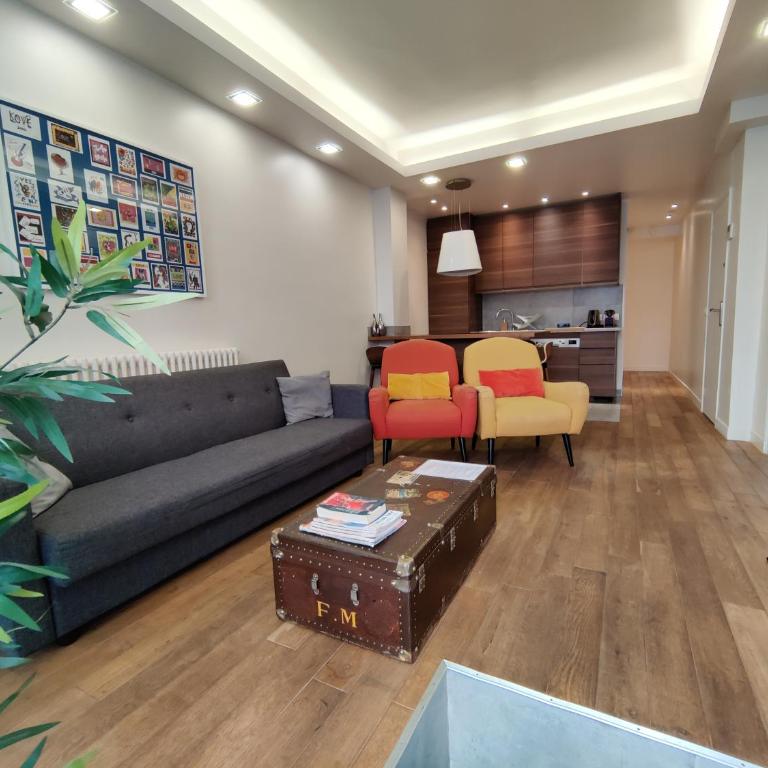 3 double bedrooms apartment in Montmartre near subway AC - Appartement - Rez-de-Chaussée - 1
