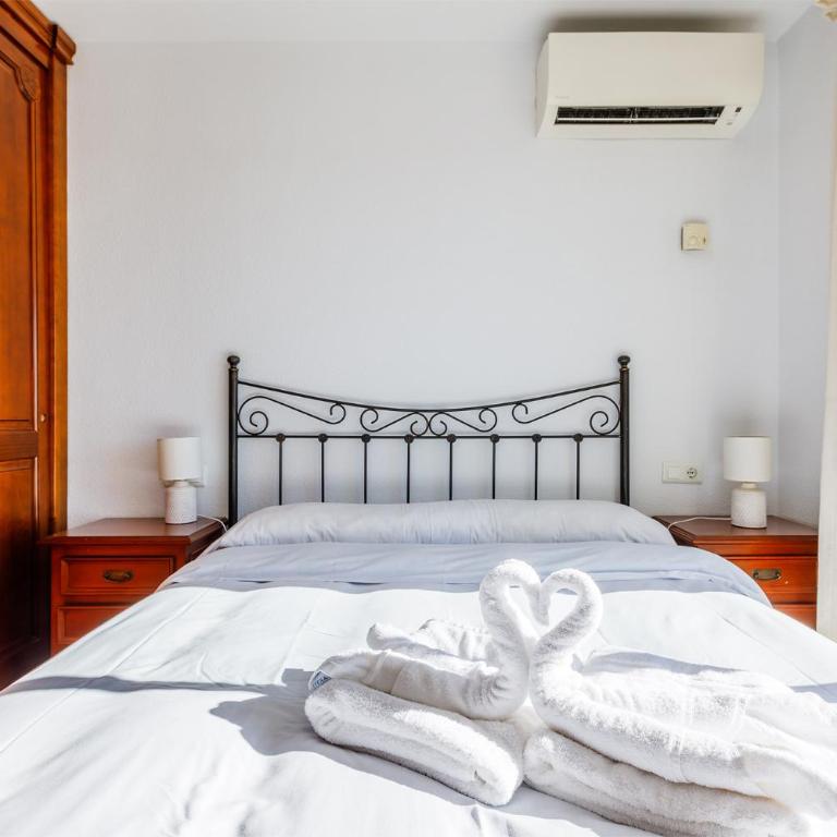 A&N Private Pool Garden Villa with BBQ Torre del Mar - Casa - 4
