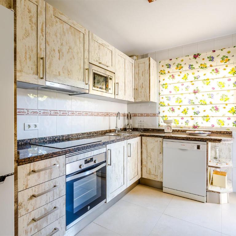 A&N Private Pool Garden Villa with BBQ Torre del Mar - Casa - 49
